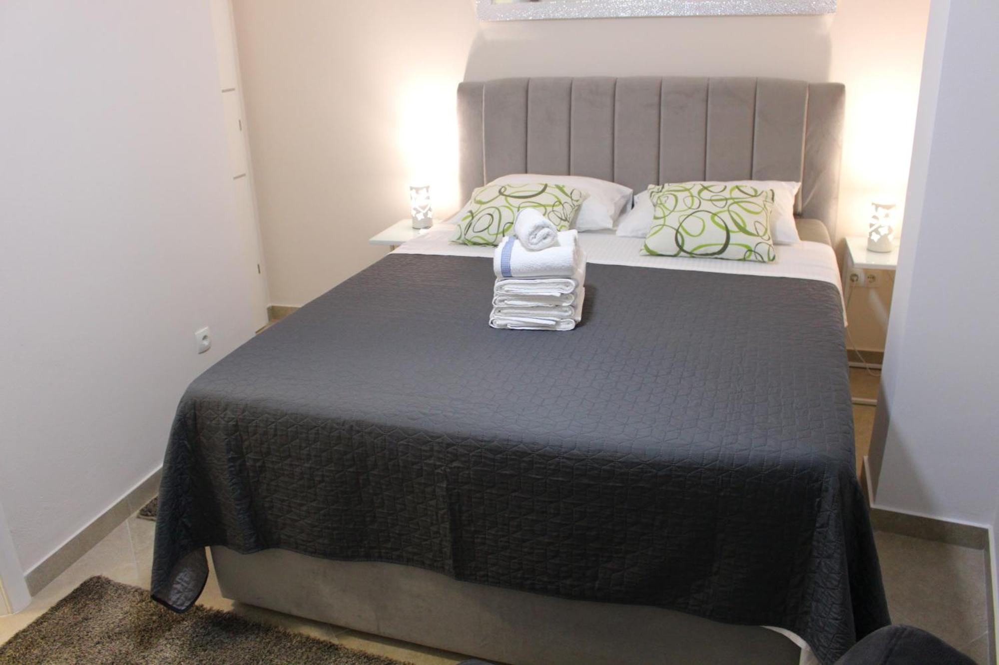 King Apartments Нін Екстер'єр фото